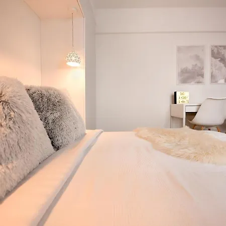 White Haven - Calea Victoriei Apartment