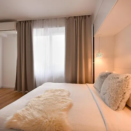White Haven - Calea Victoriei Boekarest