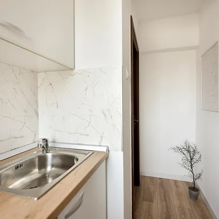 White Haven - Calea Victoriei Lägenhet Bukarest